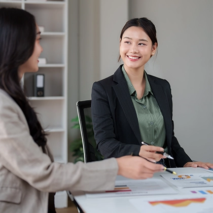 ency&line accountant and tax advisor in London helping a client prepare for Making Tax Digital Self Assessment filing