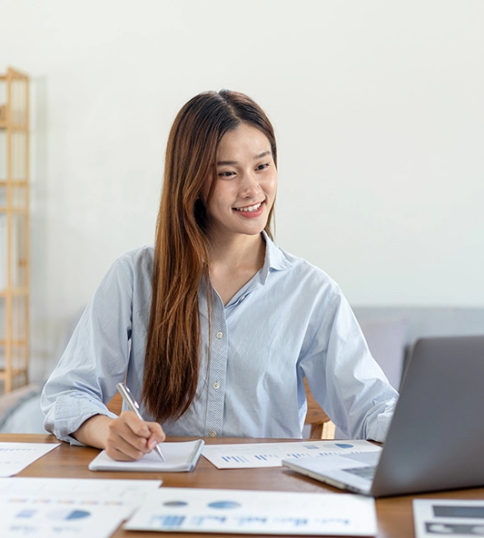 Professional background for Making Tax Digital (MTD) for Income Tax in the UK.