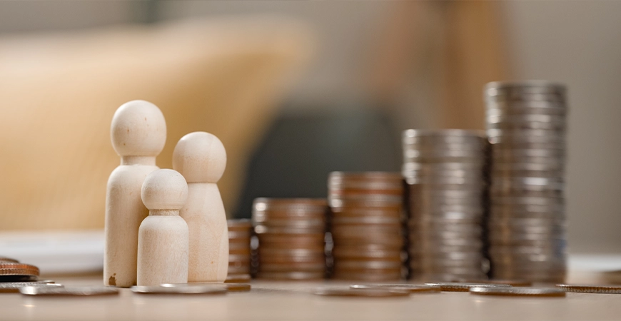 Expert Tax Advisors in London explaining dividend tax brackets for the 2026/27 tax year.